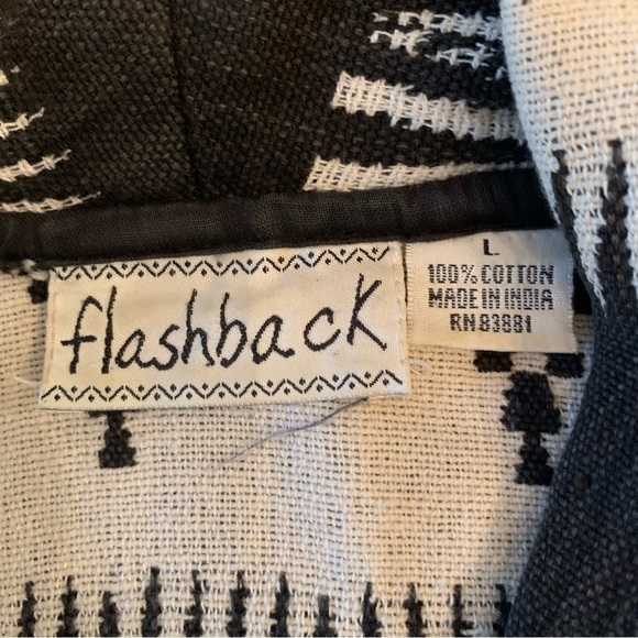 Geometric Black and White Women's Jacket - Picture 8 of 10